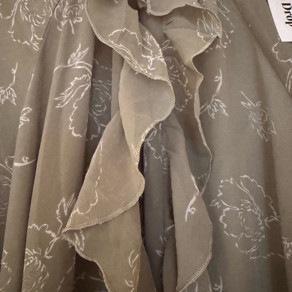 Chic Sage Green Long Sleeve Maxi Dress - Picture 5 of 8